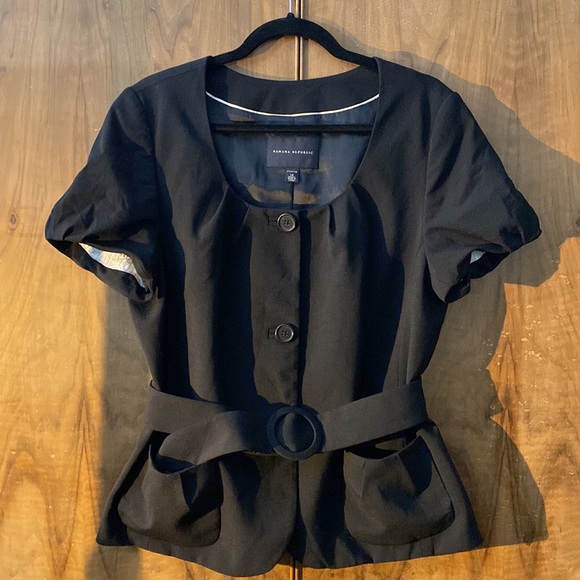 Banana Republic short sleeved jacket - Picture 2 of 5